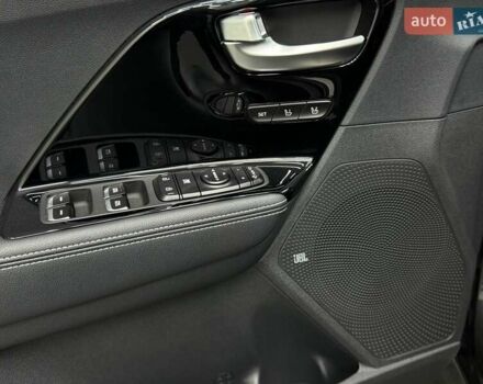 Серый Киа Niro, объемом двигателя 0 л и пробегом 153 тыс. км за 18558 $, фото 13 на Automoto.ua