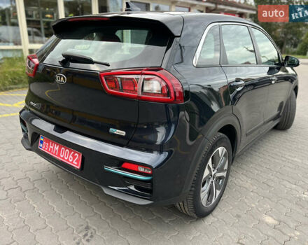 Киа Niro 2020 в Хмельницком на Automoto.ua Серый Киа Niro, объемом двигателя 0 л и пробегом 77 тыс. км за 18000 $, фото 5 на Automoto.ua