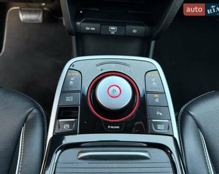 Сірий Кіа Niro, об'ємом двигуна 0 л та пробігом 118 тис. км за 20499 $, фото 59 на Automoto.ua