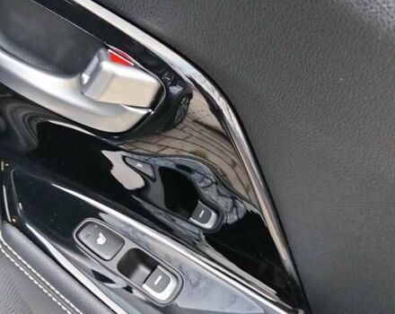 Серый Киа Niro, объемом двигателя 0 л и пробегом 85 тыс. км за 18750 $, фото 21 на Automoto.ua