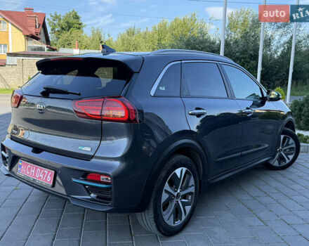 Серый Киа Niro, объемом двигателя 0 л и пробегом 85 тыс. км за 18999 $, фото 19 на Automoto.ua