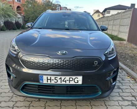 Кіа Niro 2020 у Хмельницькому на Automoto.ua Сірий Кіа Niro, об'ємом двигуна 0 л та пробігом 124 тис. км за 18412 $, фото 1 на Automoto.ua