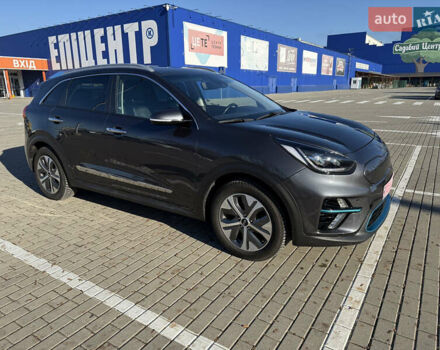 Сірий Кіа Niro, об'ємом двигуна 0 л та пробігом 87 тис. км за 18500 $, фото 14 на Automoto.ua