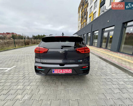 Серый Киа Niro, объемом двигателя 0 л и пробегом 109 тыс. км за 20500 $, фото 6 на Automoto.ua