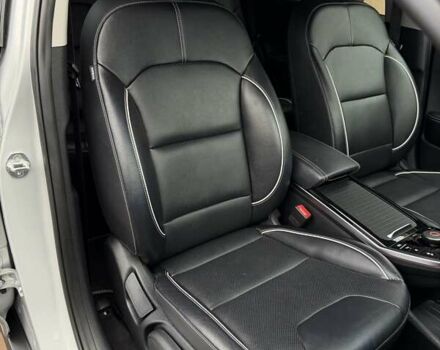 Сірий Кіа Niro, об'ємом двигуна 0 л та пробігом 71 тис. км за 21999 $, фото 75 на Automoto.ua