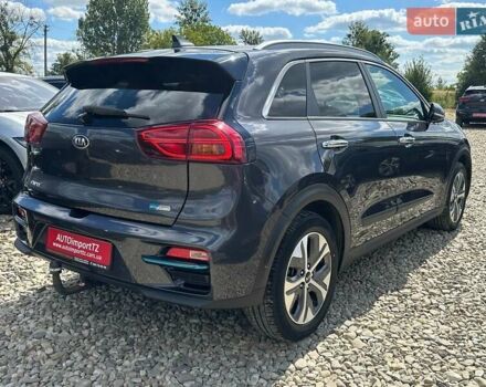 Сірий Кіа Niro, об'ємом двигуна 0 л та пробігом 97 тис. км за 22600 $, фото 12 на Automoto.ua