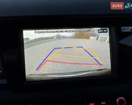 Сірий Кіа Niro, об'ємом двигуна 0 л та пробігом 135 тис. км за 17500 $, фото 53 на Automoto.ua