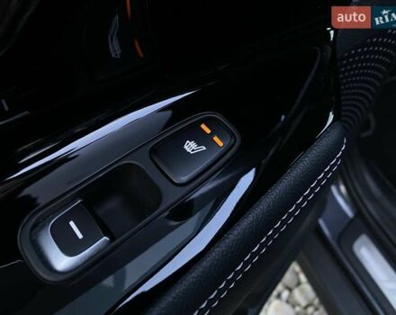 Сірий Кіа Niro, об'ємом двигуна 0 л та пробігом 88 тис. км за 22500 $, фото 48 на Automoto.ua