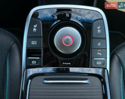 Киа Niro 2020 в Львове на Automoto.ua Серый Киа Niro, объемом двигателя 0 л и пробегом 97 тыс. км за 22200 $, фото 52 на Automoto.ua