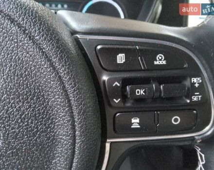 Киа Niro 2020 в Ирпене на Automoto.ua Серый Киа Niro, объемом двигателя 0 л и пробегом 99 тыс. км за 20490 $, фото 75 на Automoto.ua