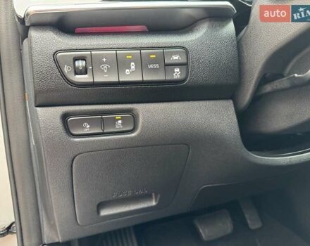 Сірий Кіа Niro, об'ємом двигуна 0 л та пробігом 118 тис. км за 19300 $, фото 72 на Automoto.ua
