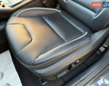 Серый Киа Niro, объемом двигателя 0 л и пробегом 145 тыс. км за 18800 $, фото 70 на Automoto.ua