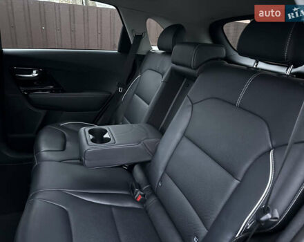 Серый Киа Niro, объемом двигателя 0 л и пробегом 159 тыс. км за 19800 $, фото 19 на Automoto.ua