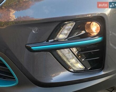 Киа Niro 2020 в Ровно на Automoto.ua Серый Киа Niro, объемом двигателя 0 л и пробегом 125 тыс. км за 19850 $, фото 8 на Automoto.ua