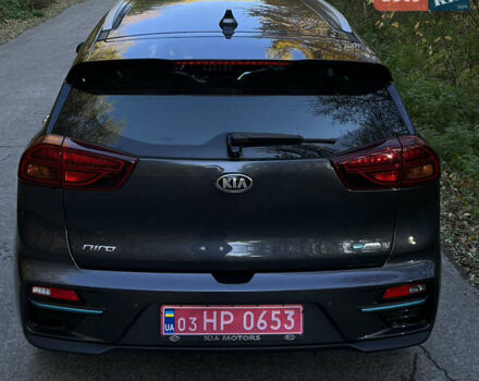 Сірий Кіа Niro, об'ємом двигуна 0 л та пробігом 114 тис. км за 19400 $, фото 9 на Automoto.ua