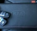 Сірий Кіа Niro, об'ємом двигуна 0 л та пробігом 58 тис. км за 23400 $, фото 78 на Automoto.ua