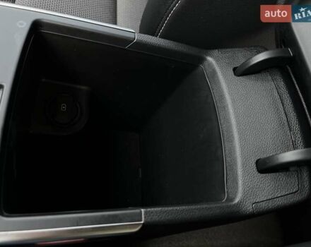 Серый Киа Niro, объемом двигателя 0 л и пробегом 72 тыс. км за 19750 $, фото 57 на Automoto.ua