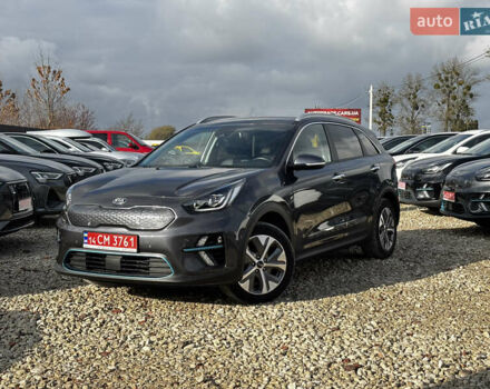 Серый Киа Niro, объемом двигателя 0 л и пробегом 110 тыс. км за 21200 $, фото 2 на Automoto.ua
