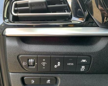 Сірий Кіа Niro, об'ємом двигуна 0 л та пробігом 128 тис. км за 18950 $, фото 18 на Automoto.ua