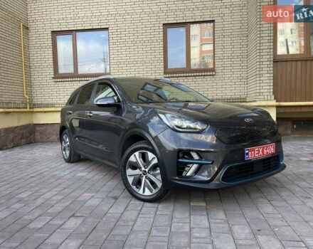Серый Киа Niro, объемом двигателя 0 л и пробегом 125 тыс. км за 19250 $, фото 1 на Automoto.ua