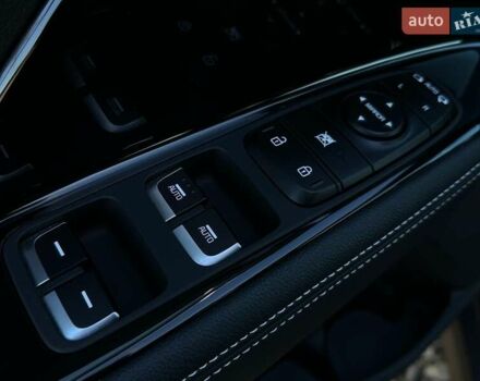 Сірий Кіа Niro, об'ємом двигуна 0 л та пробігом 58 тис. км за 23400 $, фото 38 на Automoto.ua