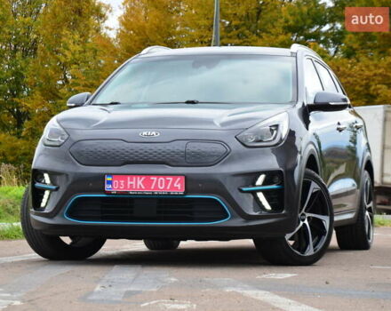 Серый Киа Niro, объемом двигателя 0 л и пробегом 77 тыс. км за 19950 $, фото 11 на Automoto.ua