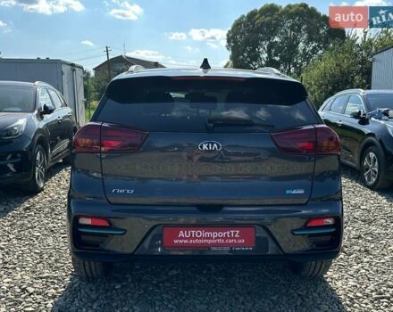 Сірий Кіа Niro, об'ємом двигуна 0 л та пробігом 76 тис. км за 21700 $, фото 11 на Automoto.ua