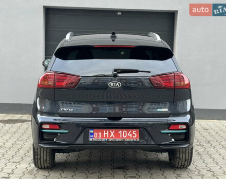 Серый Киа Niro, объемом двигателя 0 л и пробегом 156 тыс. км за 18500 $, фото 25 на Automoto.ua