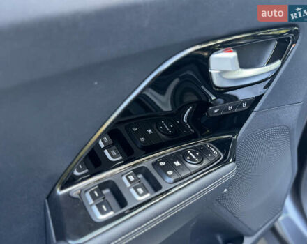 Сірий Кіа Niro, об'ємом двигуна 0 л та пробігом 144 тис. км за 18200 $, фото 40 на Automoto.ua