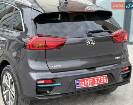 Серый Киа Niro, объемом двигателя 0 л и пробегом 139 тыс. км за 18900 $, фото 31 на Automoto.ua