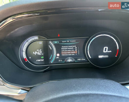 Серый Киа Niro, объемом двигателя 0 л и пробегом 143 тыс. км за 17900 $, фото 47 на Automoto.ua