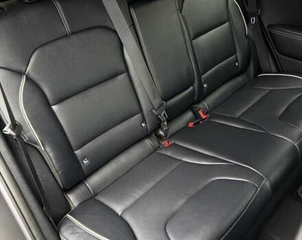 Сірий Кіа Niro, об'ємом двигуна 0 л та пробігом 71 тис. км за 21999 $, фото 67 на Automoto.ua