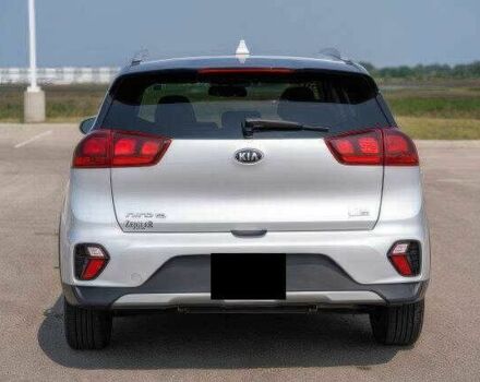 Серый Киа Niro, объемом двигателя 1.6 л и пробегом 55 тыс. км за 13500 $, фото 5 на Automoto.ua