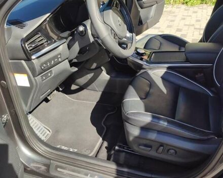 Серый Киа Niro, объемом двигателя 0 л и пробегом 49 тыс. км за 23000 $, фото 39 на Automoto.ua