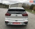 Серый Киа Niro, объемом двигателя 0 л и пробегом 90 тыс. км за 19900 $, фото 6 на Automoto.ua