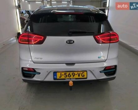 Сірий Кіа Niro, об'ємом двигуна 0 л та пробігом 71 тис. км за 21999 $, фото 111 на Automoto.ua