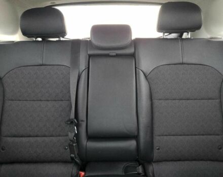 Серый Киа Niro, объемом двигателя 1.6 л и пробегом 35 тыс. км за 3000 $, фото 9 на Automoto.ua