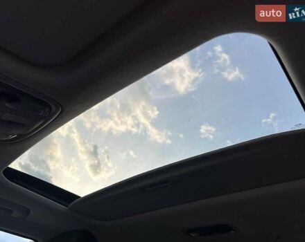 Серый Киа Niro, объемом двигателя 0 л и пробегом 97 тыс. км за 23200 $, фото 4 на Automoto.ua