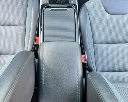 Серый Киа Niro, объемом двигателя 0 л и пробегом 112 тыс. км за 18900 $, фото 12 на Automoto.ua