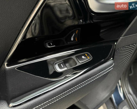 Серый Киа Niro, объемом двигателя 0 л и пробегом 156 тыс. км за 18500 $, фото 65 на Automoto.ua