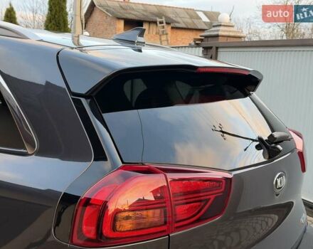 Сірий Кіа Niro, об'ємом двигуна 0 л та пробігом 118 тис. км за 20499 $, фото 29 на Automoto.ua