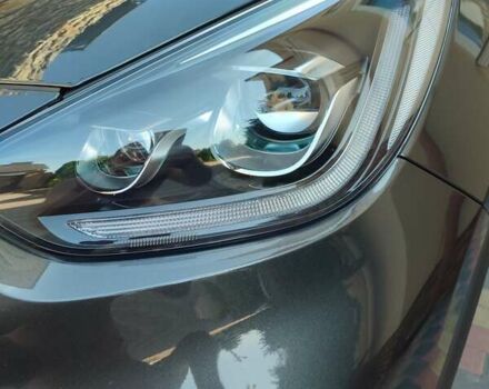 Серый Киа Niro, объемом двигателя 0 л и пробегом 49 тыс. км за 23000 $, фото 10 на Automoto.ua