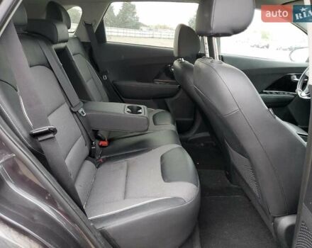 Серый Киа Niro, объемом двигателя 1.58 л и пробегом 51 тыс. км за 3000 $, фото 10 на Automoto.ua