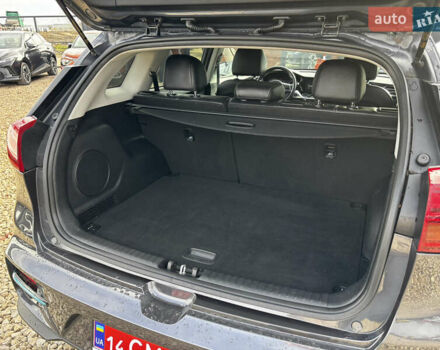 Серый Киа Niro, объемом двигателя 0 л и пробегом 110 тыс. км за 21200 $, фото 47 на Automoto.ua
