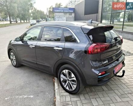 Сірий Кіа Niro, об'ємом двигуна 0 л та пробігом 126 тис. км за 20900 $, фото 12 на Automoto.ua