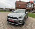 Киа Niro 2020 в Калуше на Automoto.ua Серый Киа Niro, объемом двигателя 1.58 л и пробегом 102 тыс. км за 19600 $, фото 3 на Automoto.ua