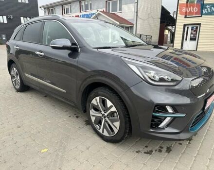 Серый Киа Niro, объемом двигателя 0 л и пробегом 117 тыс. км за 19700 $, фото 1 на Automoto.ua