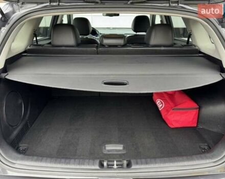 Серый Киа Niro, объемом двигателя 0 л и пробегом 147 тыс. км за 18800 $, фото 40 на Automoto.ua