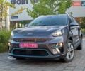 Киа Niro 2020 в Ровно на Automoto.ua Серый Киа Niro, объемом двигателя 0 л и пробегом 125 тыс. км за 19850 $, фото 3 на Automoto.ua