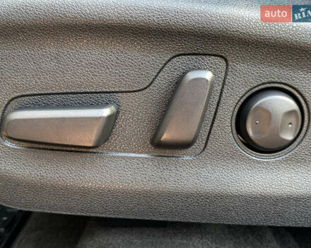 Сірий Кіа Niro, об'ємом двигуна 0 л та пробігом 116 тис. км за 21800 $, фото 12 на Automoto.ua